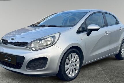 Kia Rio 82.347 km 6.290 € Herten 45699