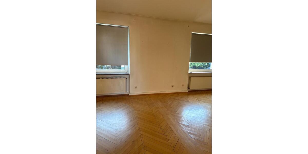 PROVISIONSFREIE!!! Eigentumswohnung 68,25 qm mit Balkon u. Garage zimmer