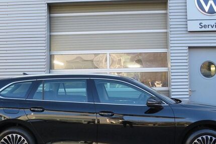 VW Passat Variant