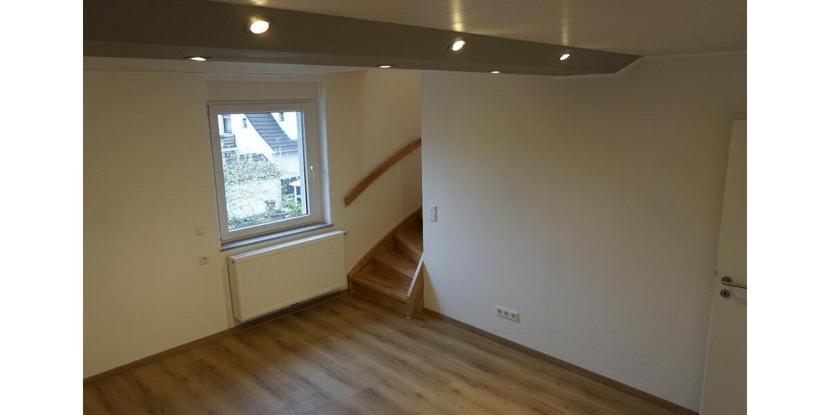 Etagenwohnung Hattingen Blankenstein - 4 Zimmer, 110 m&sup2;, 1.400&euro; | Angebot:26399868