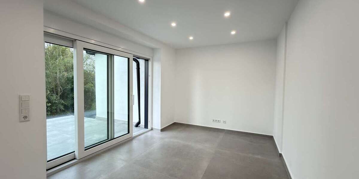 Kernsaniertes Einfamilienhaus auf großem Grundstück – Luxusausstattung & 4 Zimmer - Einfamilienhaus Dortmund Grevel | Angebot:25778941