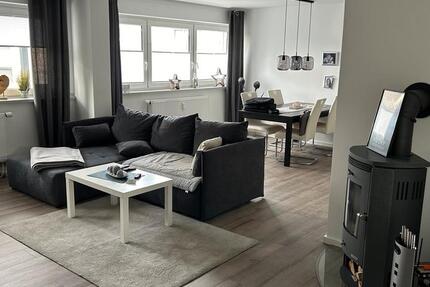 2,5 Zimmer Erdgeschosswohnung eigener Eingang Terrasse 2 zimmer