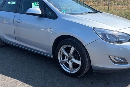 Opel Astra 165.000 km 4.800 &euro; gelsenkirchen 45881