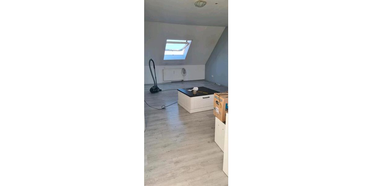 Etagenwohnung Gelsenkirchen Gelsenkirchen-Mitte - 2 Zimmer, 75 m&sup2;, 540&euro; | Angebot:24839153