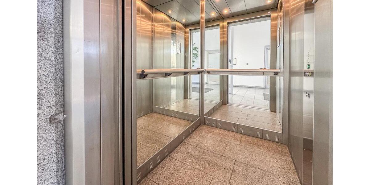 BÜRO – 270 m² – 7 BÜROS – 2 BESPRECHUNGSRÄUME – KÜCHE – LASTENAUFZUG – STELLPLÄTZE – TOP AUFGETEILT! zimmer