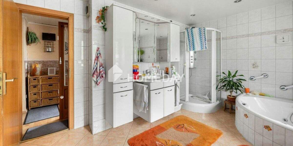 Einfamilienhaus Witten Bommern - 8 Zimmer, 170 m&sup2;, 590.000&euro; | Angebot:24648218