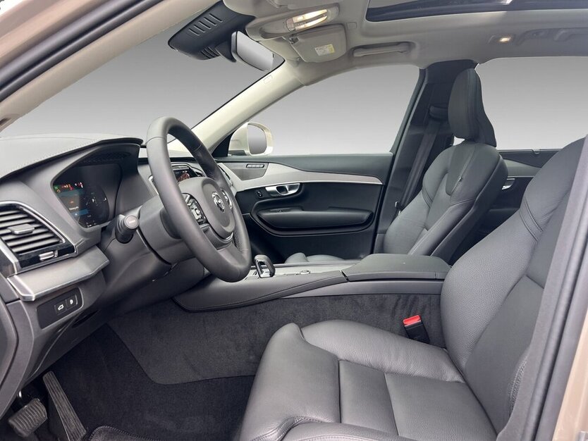 Volvo XC90 T8 Plus Bright AWD H&K Pano Kamera 7-Sitzer 9.987 km 43.900 € Wuppertal 42327