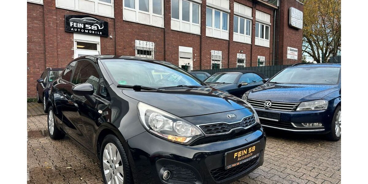 Kia Rio 110.000 km 5.900 € Bochum 44793