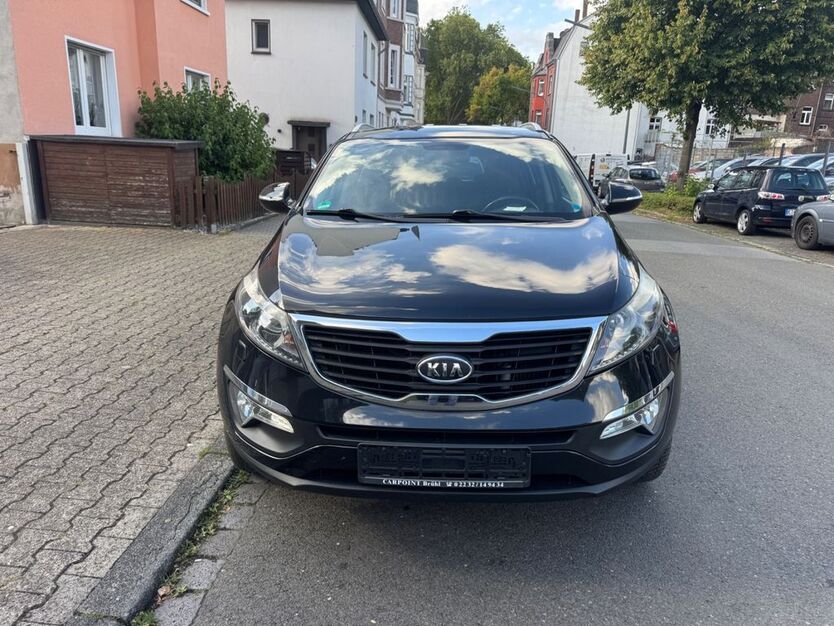 Kia Sportage 152.000 km 9.399 € Gelsenkirchen 45879
