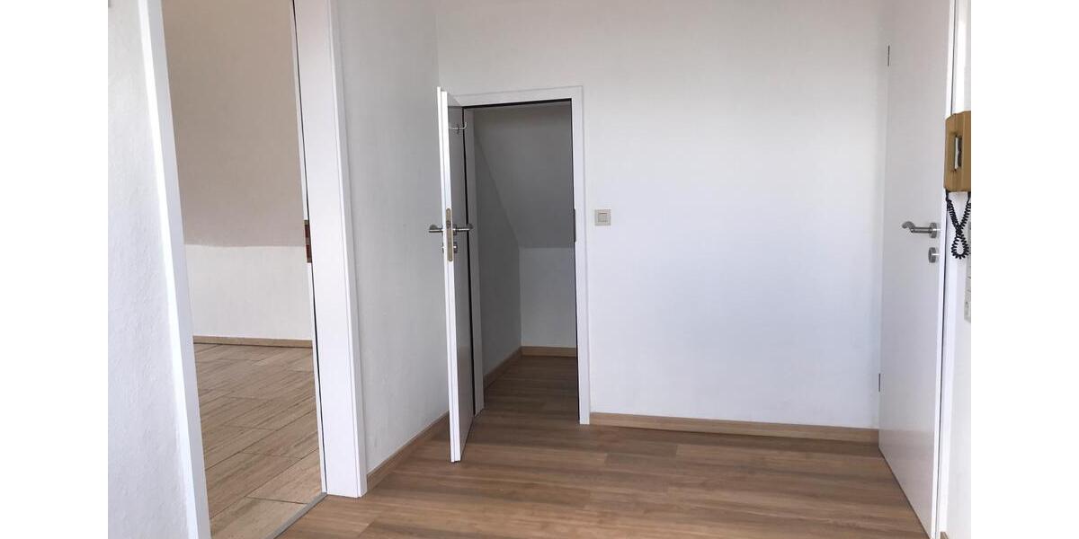 Dachgeschoßwohnung Dortmund Hörde - 1.5 Zimmer, 43 m&sup2;, 125.000&euro; | Angebot:26380328