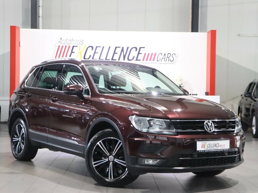 VW Tiguan 1.4 TSI DSG 4M SOUND / PANORAMA / AID 116.000 km 19.444 € Hamm 59077