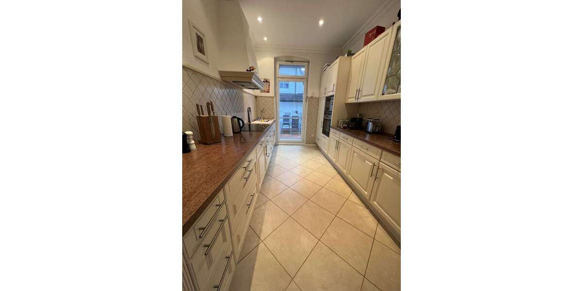 Wohnung zum Mieten in Castrop-Rauxel 1.150 € 130 m² 5 zimmer