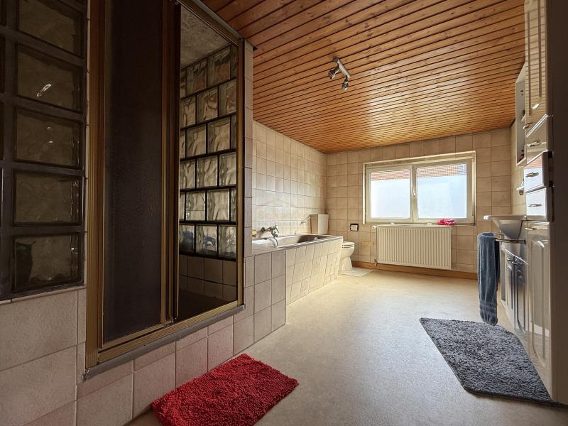 Vermietete ETW in 2 Fam.- Haus sucht neuen Besitzer
