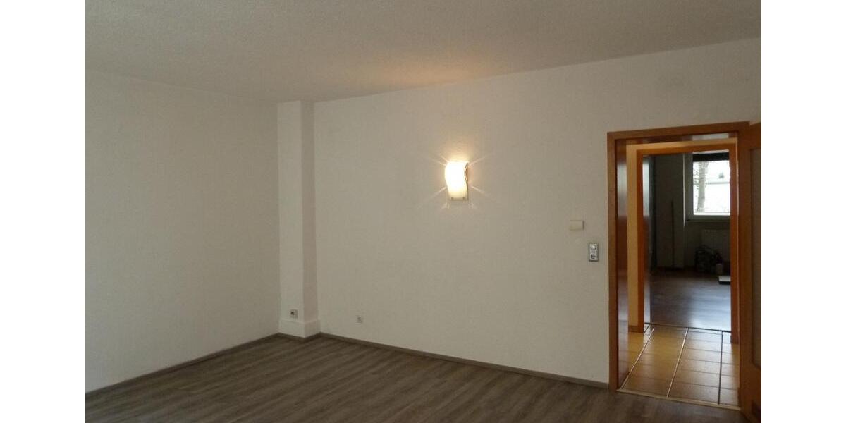 Erdgeschoßwohnung Hagen Hagen-Mitte - 3 Zimmer, 84 m&sup2;, 145.000&euro; | Angebot:26515342