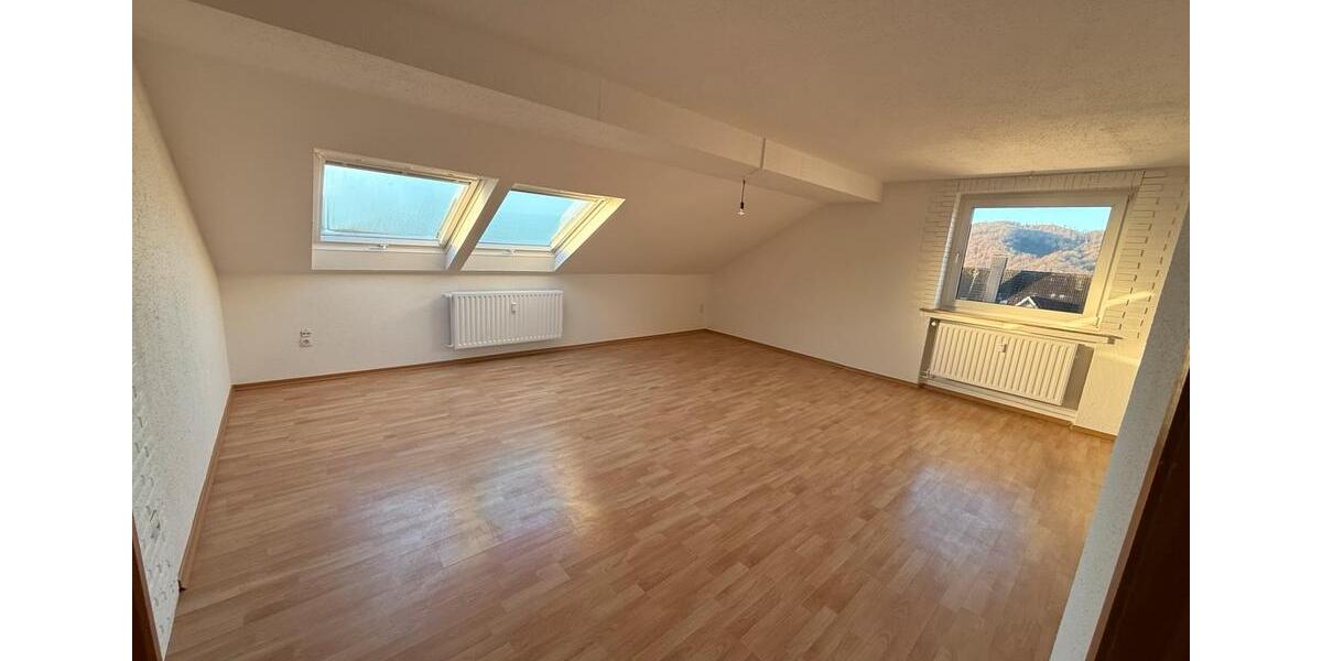 Dachgeschoßwohnung Hagen Hagen-Nord - 3 Zimmer, 78 m&sup2;, 900&euro; | Angebot:24789139