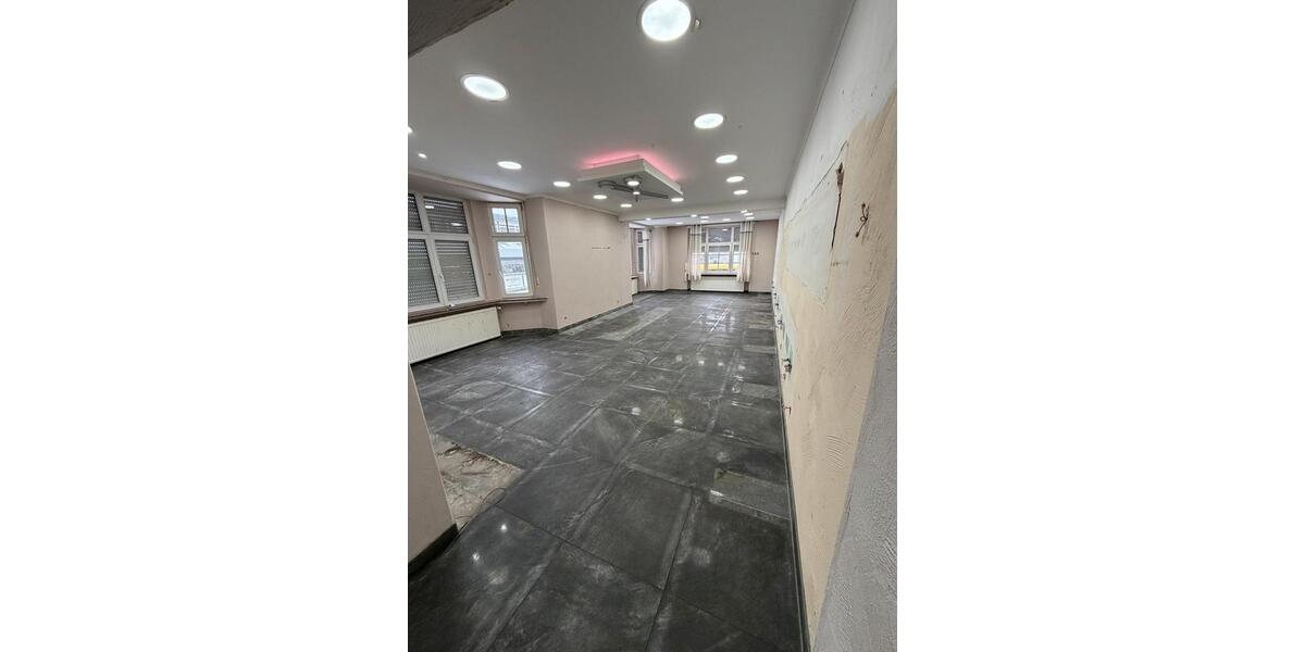 Gewerbeobjekt Menden (Sauerland) Berkenhofskamp - 1.450&euro; | Angebot:24664729