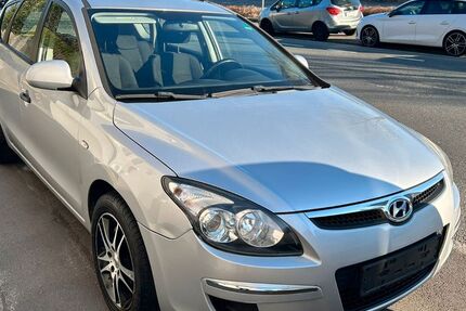 Hyundai i30 178.312 km 3.800 &euro; Dortmund 44388