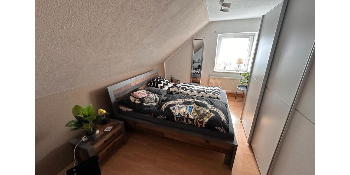 Dachgeschoßwohnung Castrop-Rauxel Rauxel - 1 Zimmer, 75 m&sup2;, 500&euro; | Angebot:26481304