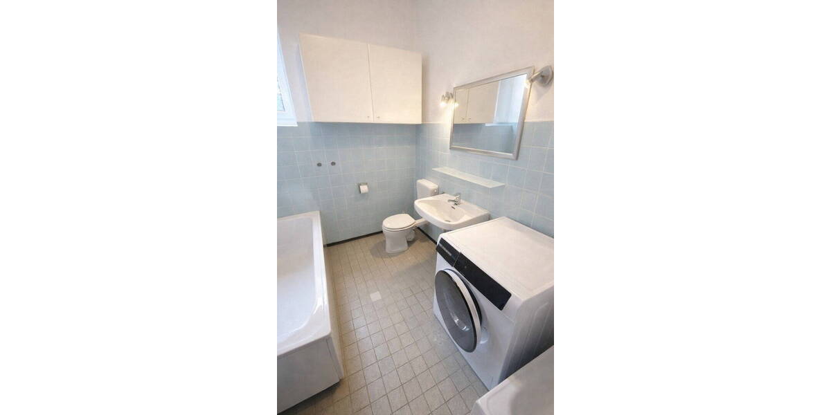 Etagenwohnung Hagen Wehringhausen - 5 Zimmer, 170 m&sup2;, 1.190&euro; | Angebot:26150665