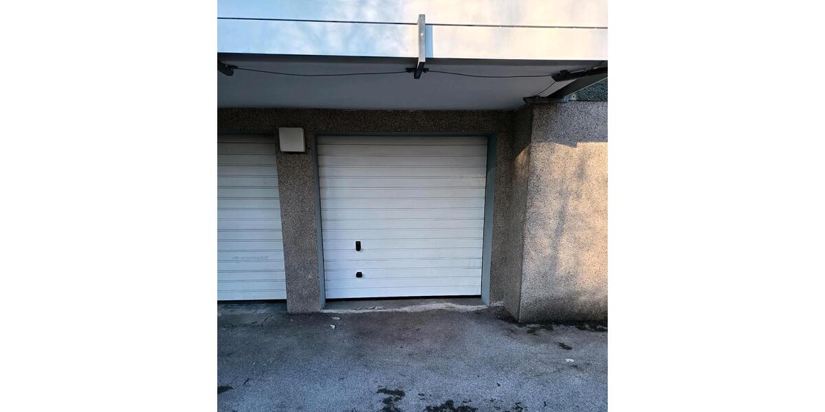 Garagen / Stellplätze Dortmund Brackel - 100&euro; | Angebot:24732873