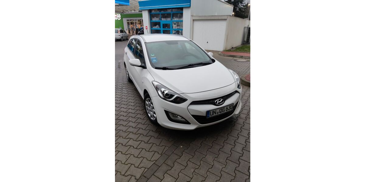 Hyundai i30 115.000 km 6.500 &euro; Dortmund 44359
