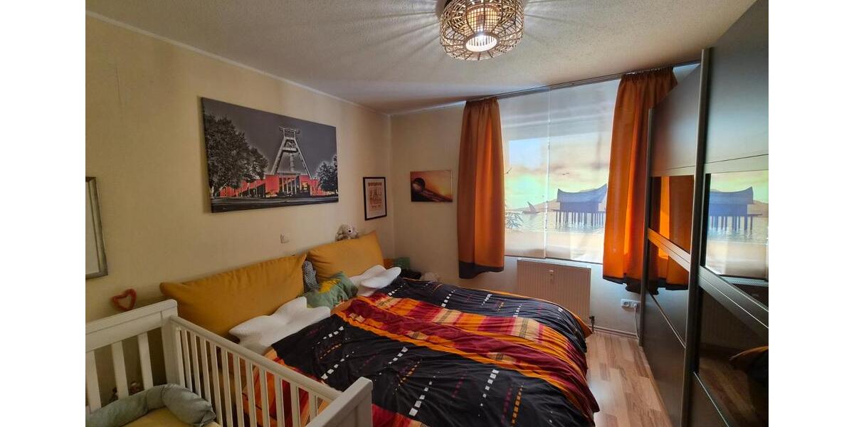 Dachgeschoßwohnung Bochum Eppendorf - 3 Zimmer, 75 m&sup2;, 790&euro; | Angebot:26233335