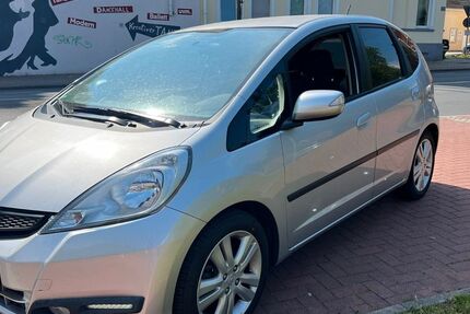 Honda Jazz 241.000 km 4.590 &euro; Recklinghausen 45657
