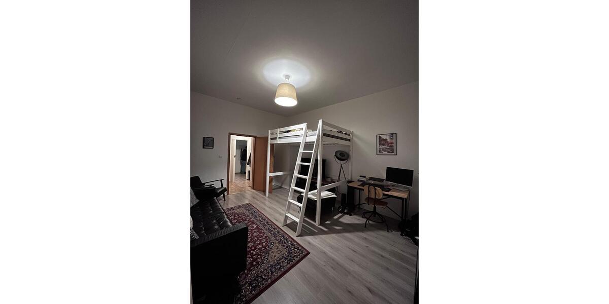 Erdgeschoßwohnung Bochum Wiemelhausen - 1.5 Zimmer, 38 m&sup2;, 340&euro; | Angebot:24770710