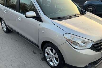Dacia Lodgy 152.000 km 4.990 &euro; Dortmund 44319