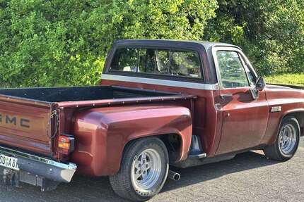 GMC Sierra