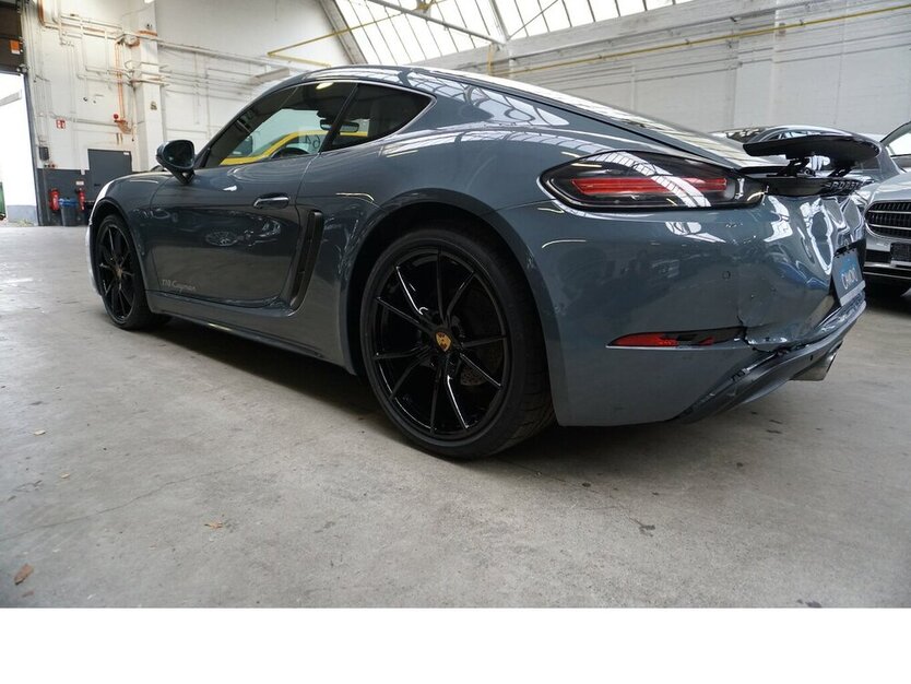 Porsche Cayman 718 Leder Bose Kamera 20´ Sportsitze Plus 54.642 km 32.900 € Wuppertal 42327