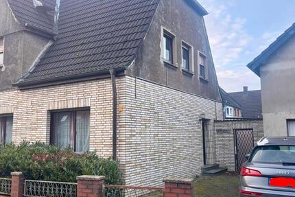 Zechenhaushälfte von Privat 6 zimmer