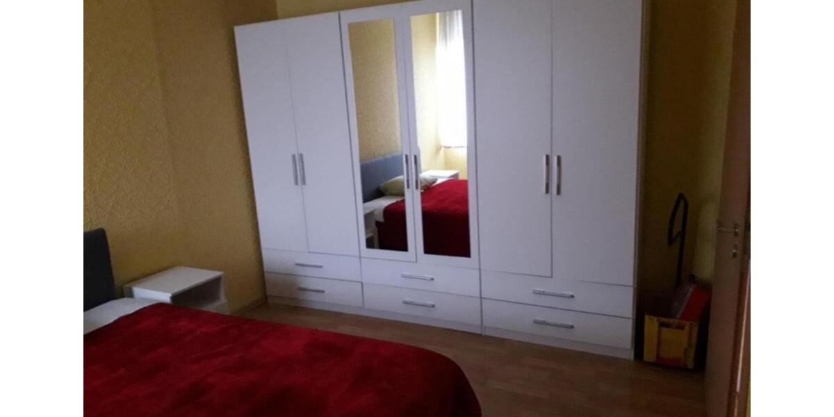 Dachgeschoßwohnung Gelsenkirchen Gelsenkirchen-Mitte - 2.5 Zimmer, 48 m&sup2;, 58.000&euro; | Angebot:24114092