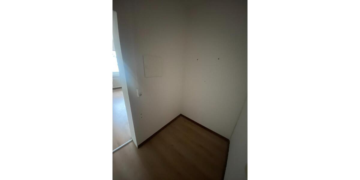 Etagenwohnung Dortmund Brackel - 1 Zimmer, 30 m&sup2;, 350&euro; | Angebot:25923028