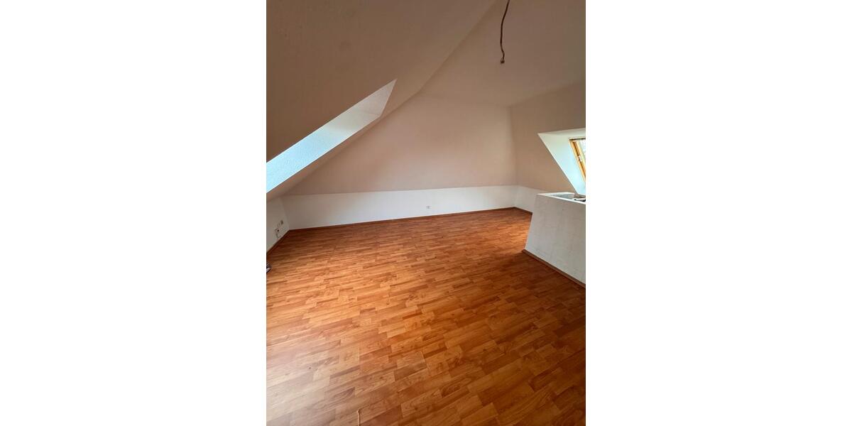 Dachgeschoßwohnung Herne Baukau - 2 Zimmer, 40 m&sup2;, 550&euro; | Angebot:24745910