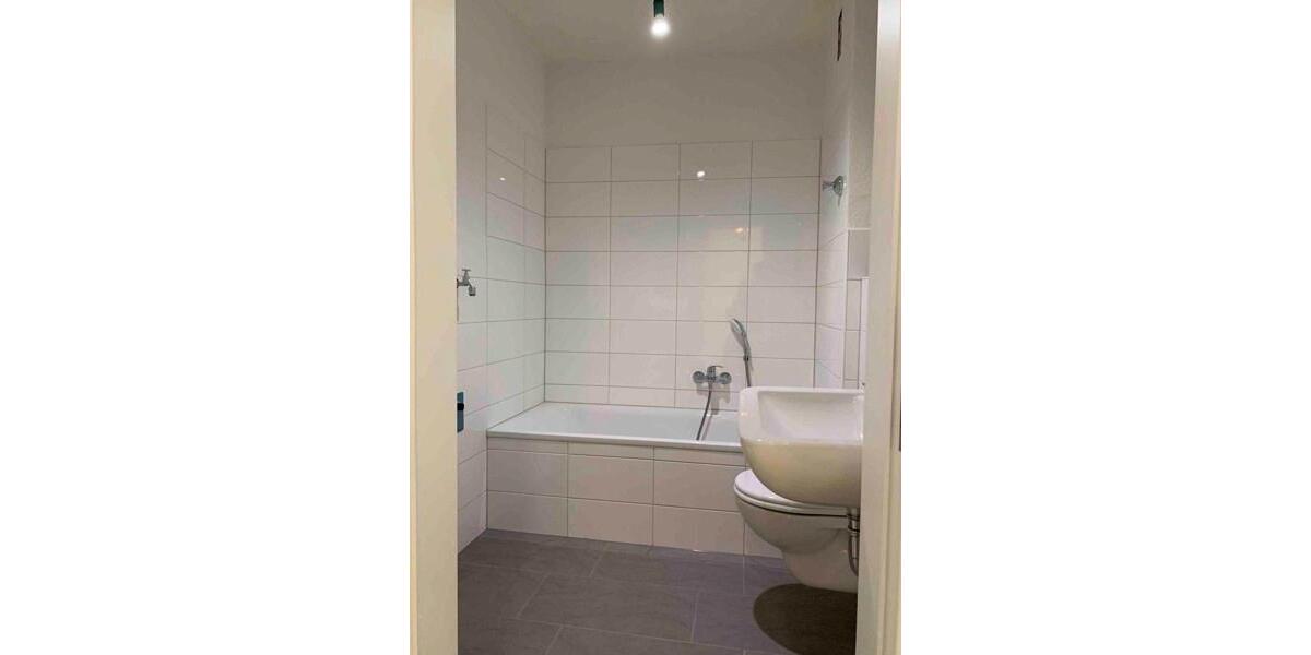 Dachgeschoßwohnung Bochum Bochum-Mitte - 3 Zimmer, 67 m&sup2;, 638&euro; | Angebot:22707222