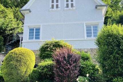 Haus zum Kaufen in Iserlohn 460.000 € 150 m² 8 zimmer