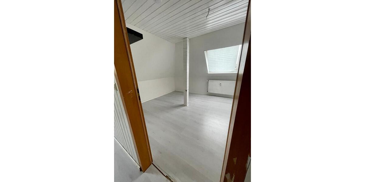Etagenwohnung Herne Sodingen - 5.5 Zimmer, 122 m&sup2;, 1.100&euro; | Angebot:25844811
