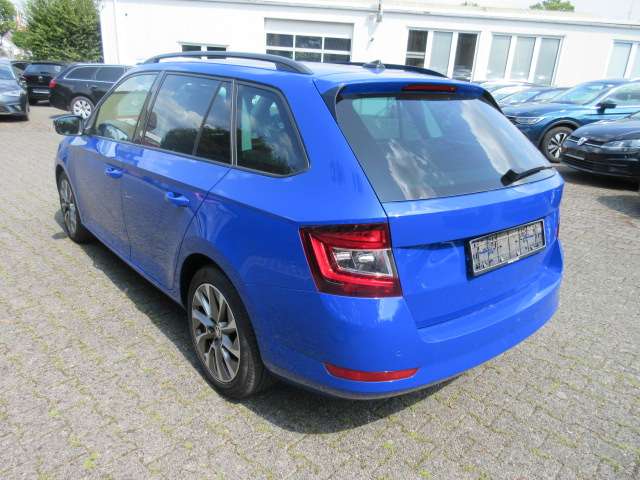 Fabia CLEVER Combi 1.0 TSI DSG NAVI AHK ALU APS SI