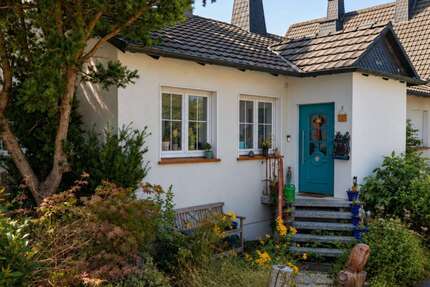 Haus Dortmund Aplerbeck - 7 Zimmer, 208 m&sup2;, 385.000&euro; | Angebot:27456486