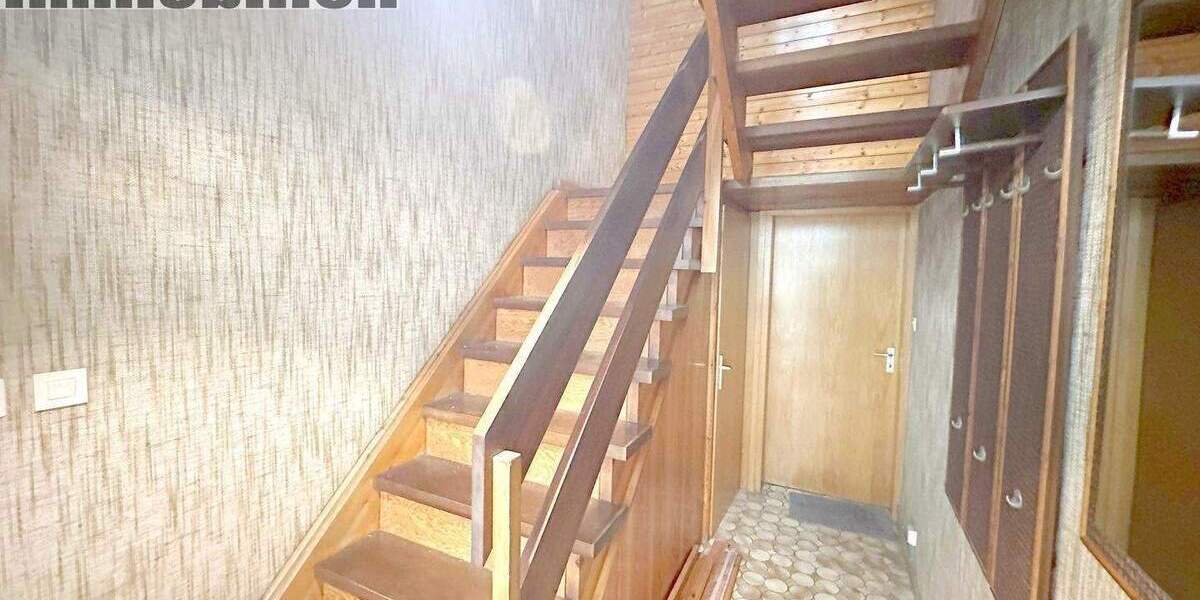 Mehrfamilienhaus, Wohnhaus Holzwickede - 7 Zimmer, 189 m&sup2;, 269.000&euro; | Angebot:24710488