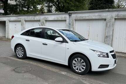 Chevrolet Cruze 118.000 km 4.600 € Marl 45772