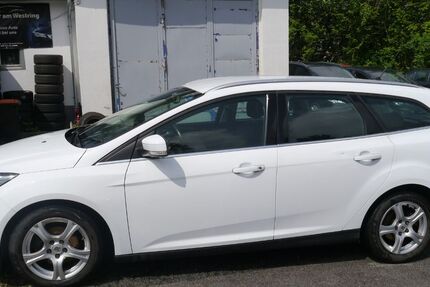 Ford Focus 265.000 km 2.500 € Wuppertal 42329