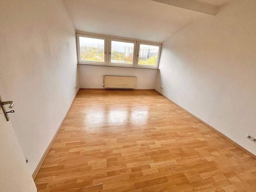 **** schicke 2 Zimmer – Wohnung im 4. OG . **** 2 zimmer