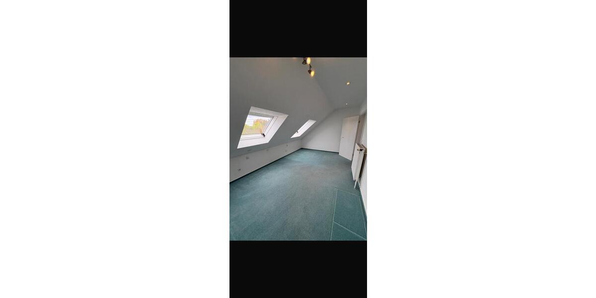 Dachgeschoßwohnung Holzwickede - 3 Zimmer, 94 m&sup2;, 242.000&euro; | Angebot:27161524