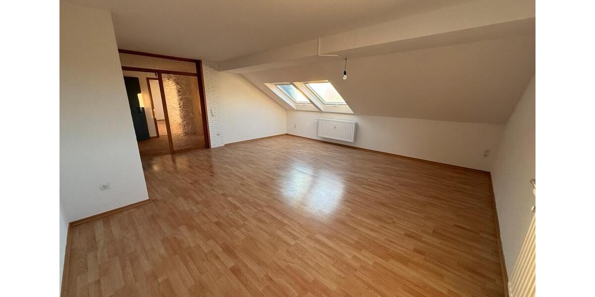 Dachgeschoßwohnung Hagen Hagen-Nord - 3 Zimmer, 78 m&sup2;, 900&euro; | Angebot:24789139