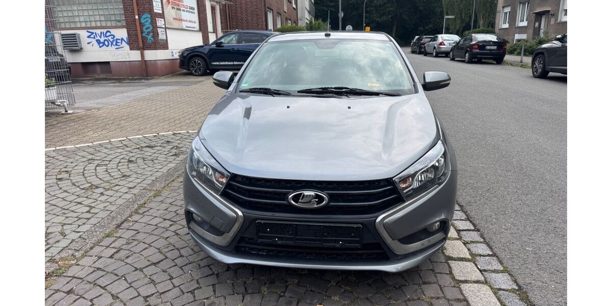 Lada Vesta 99.000 km 5.999 € Gelsenkirchen 45879