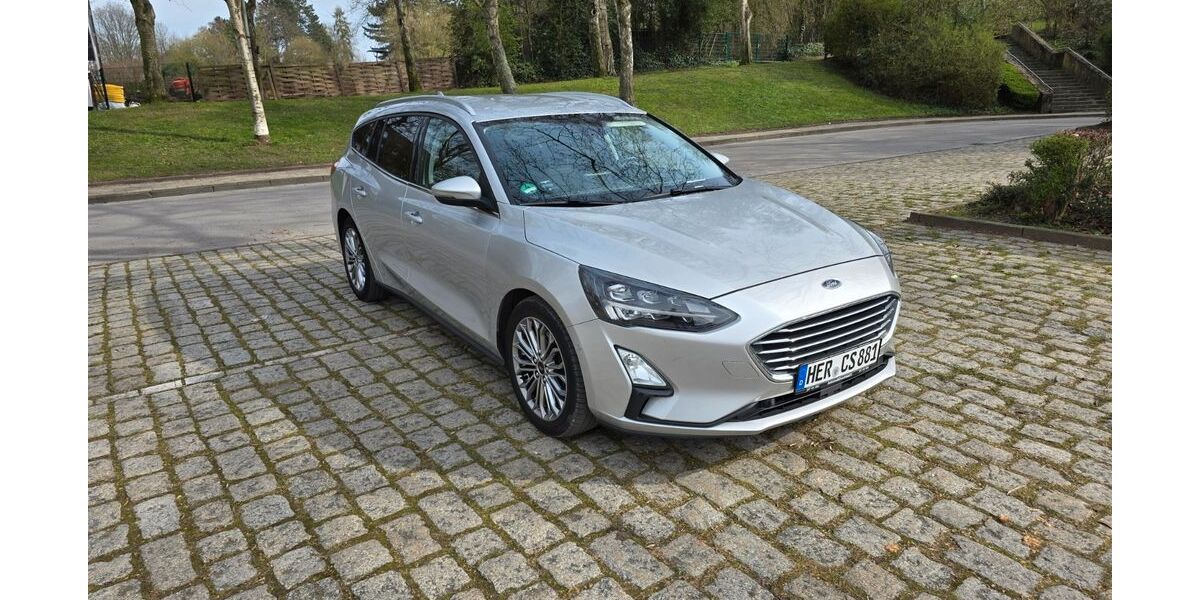 Ford Focus 142.000 km 14.500 &euro; Herne 44627