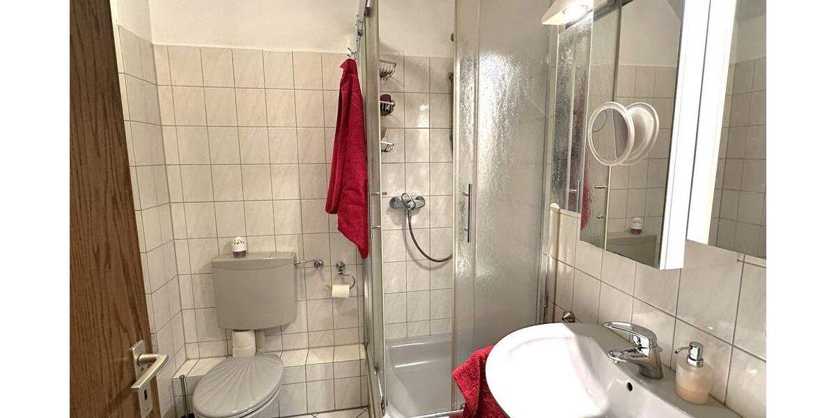 Etagenwohnung Gelsenkirchen Beckhausen - 3 Zimmer, 80 m&sup2;, 198.000&euro; | Angebot:25899701
