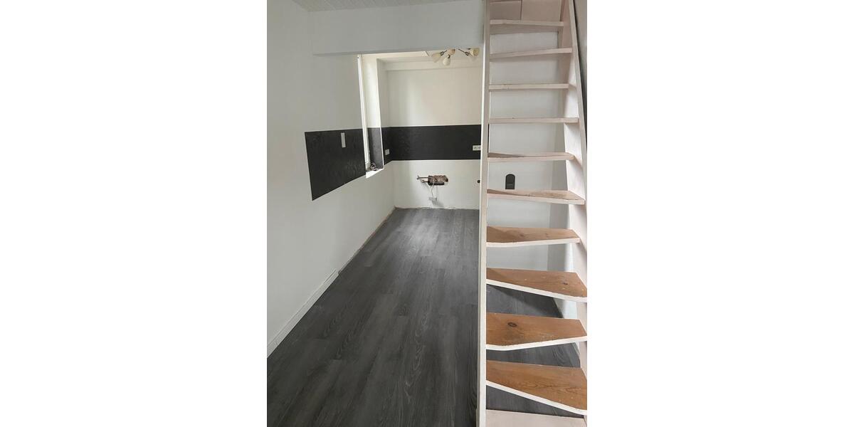 Dachgeschoßwohnung Bochum Günnigfeld - 3 Zimmer, 79 m&sup2;, 650&euro; | Angebot:25962506